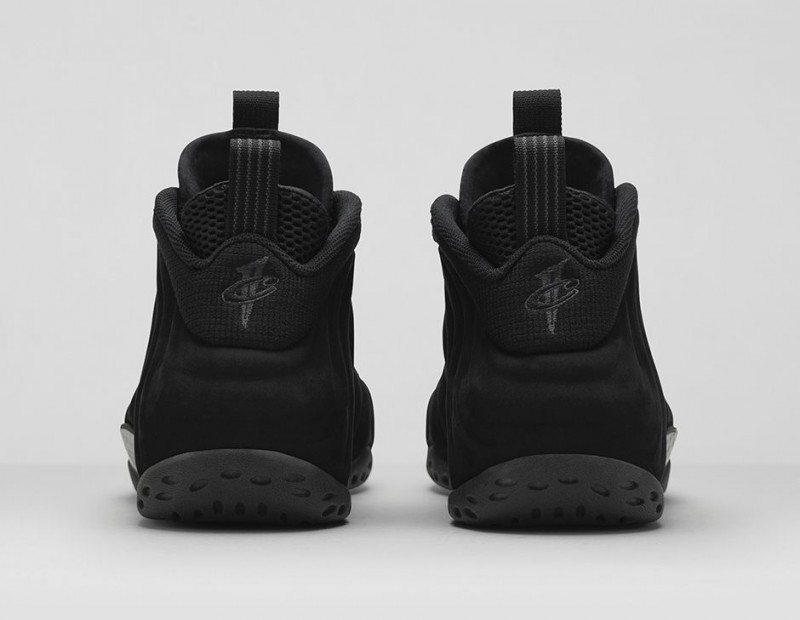 Nike Air Foamposite One 'Triple Black' 
