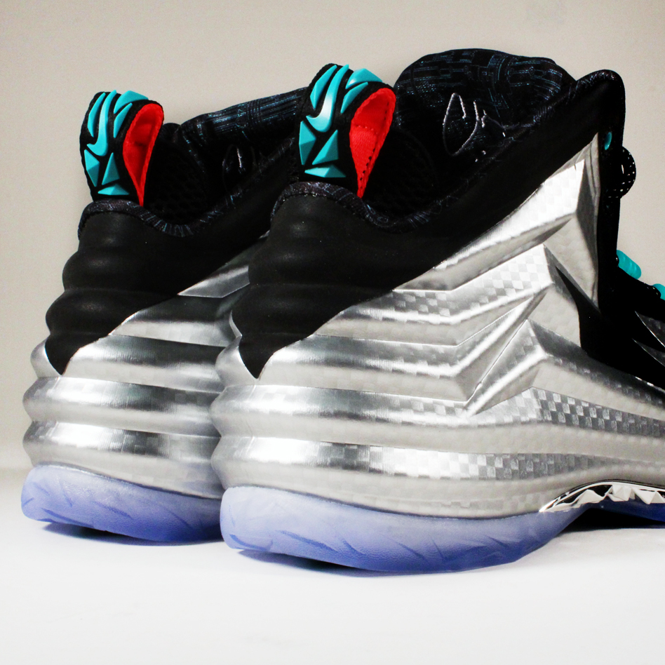 Nike Chuckposite 'Metallic Silver'