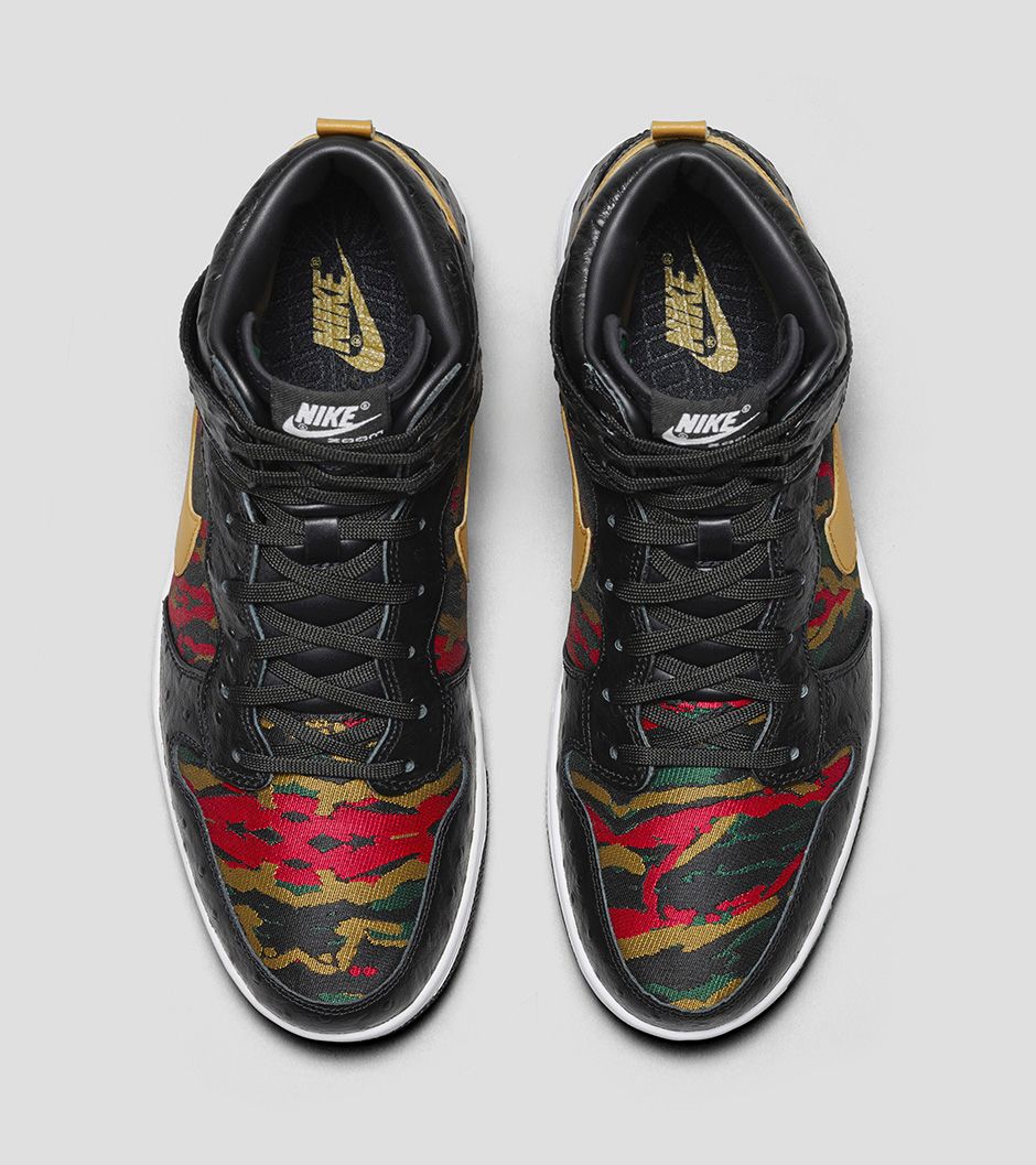 Nike Dunk CMFT Premium 'Black Ostrich'