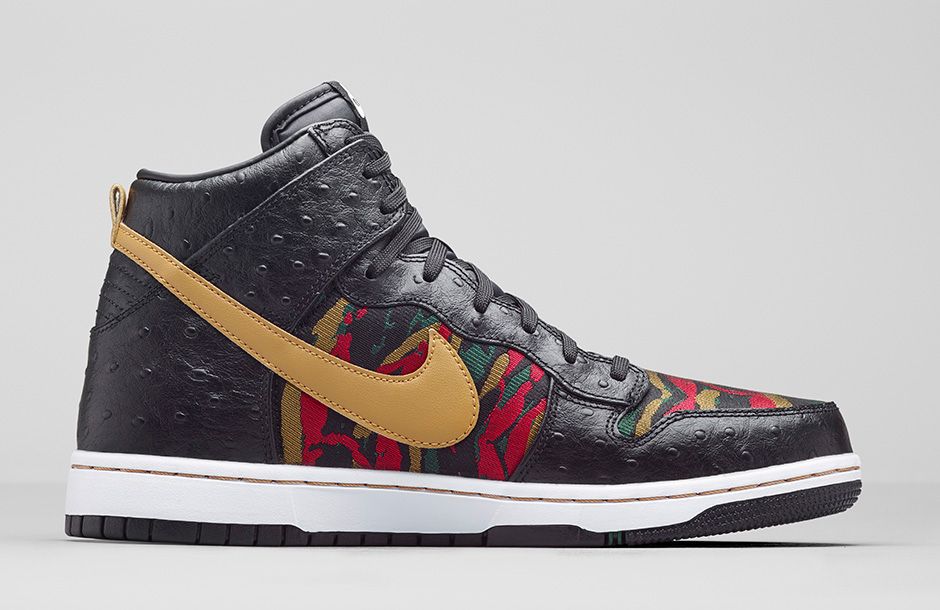 Nike Dunk CMFT Premium 'Black Ostrich'