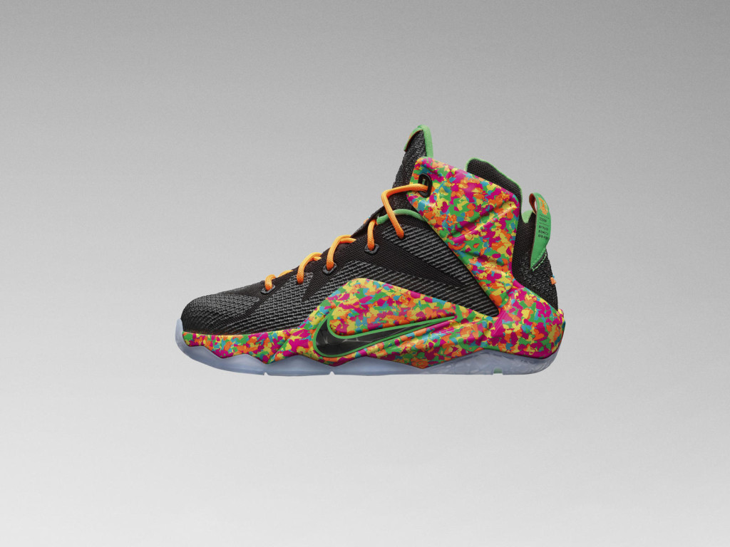 SP15_YA_Prod_Sup_Lebron_V0_F1_native_1600