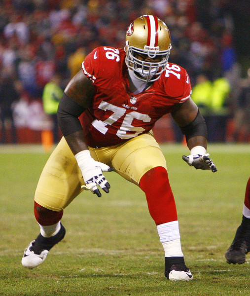 anthony-davis-ot-san-francisco-49ers_pg_600