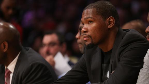 Durant crushes kid in Arcade Ball