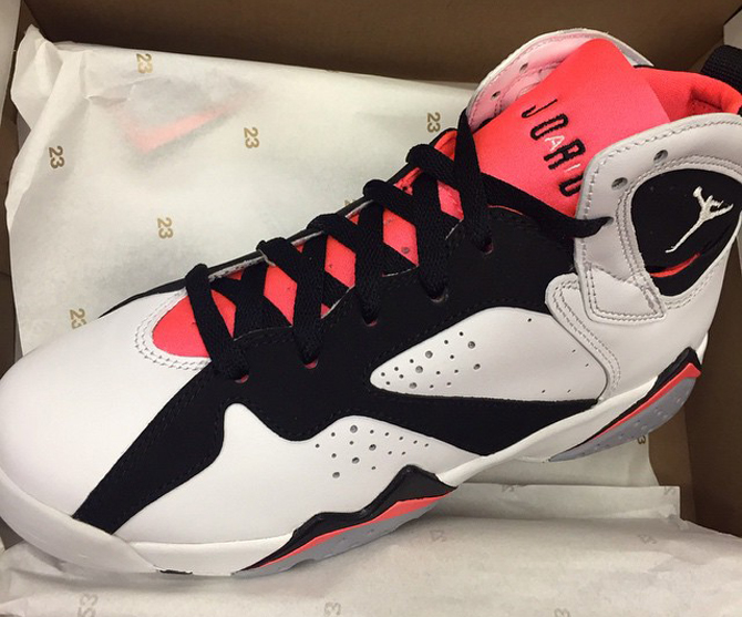 jordan-7-pink-black-white-02