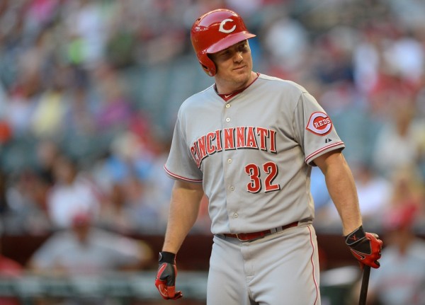 May 30, 2014; Cincinnati Reds right fielder Jay Bruce (32) bats against the Arizona Diamondbacks at Chase Field.