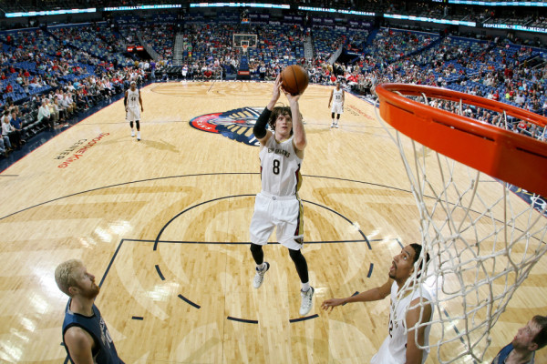 Mandatory Copyright Notice: Copyright 2015 NBAE (Photo by Layne Murdoch Jr./NBAE via Getty Images)