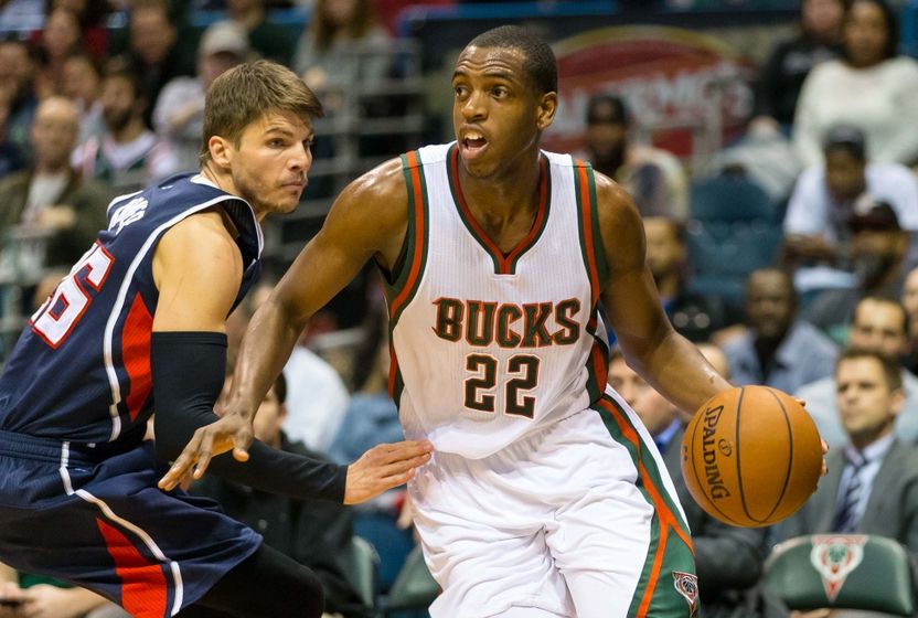 Milwaukee Bucks guard Khris Middleton (22)