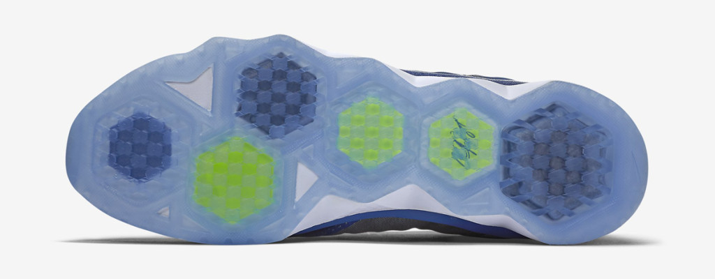 nike-cj3-flyweave-trainer-lions-5