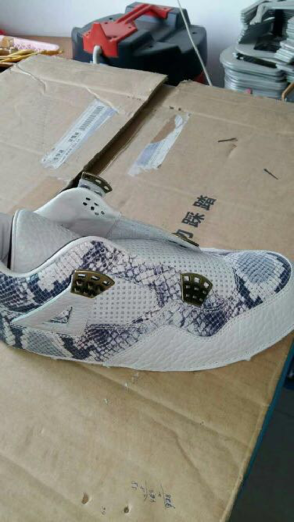 air-jordan-4-snakeskin