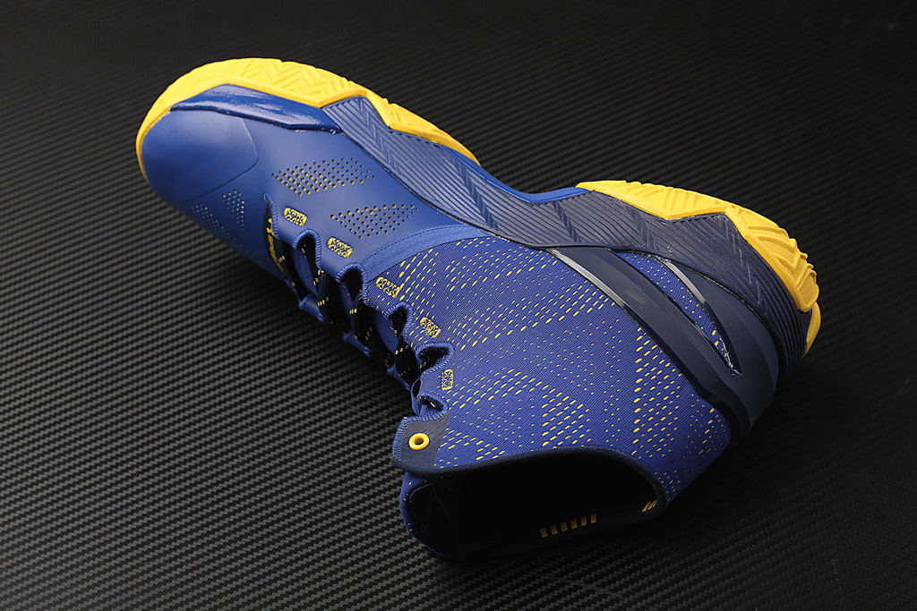 under-armour-curry-two-2-dub-nation-2