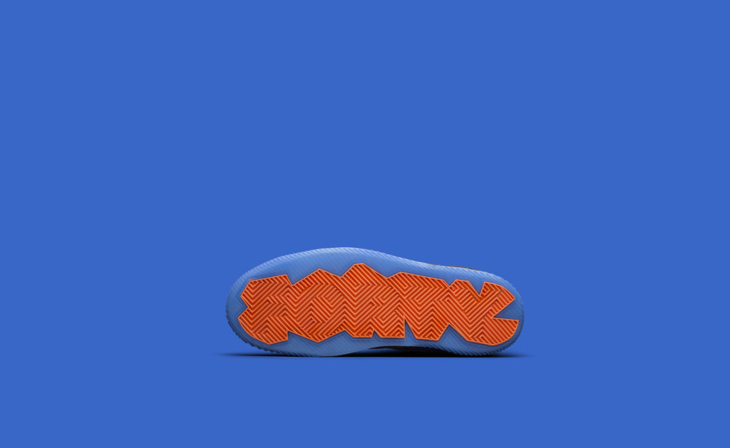 807541-405_A2_Outsole_native_1600