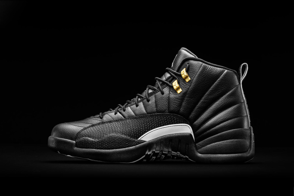 Nike_Doernbecher_AJs_ONE_MED_right_native_1600