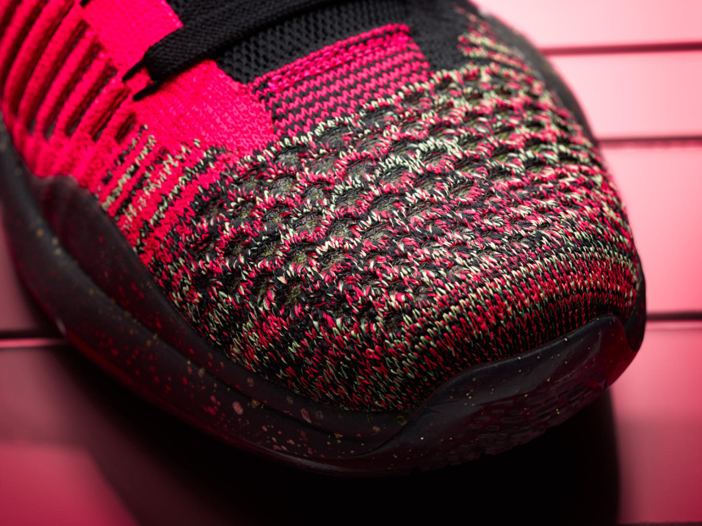 15-600_Nike_Holiday_Kobe_10_Detail_B-01_native_1600