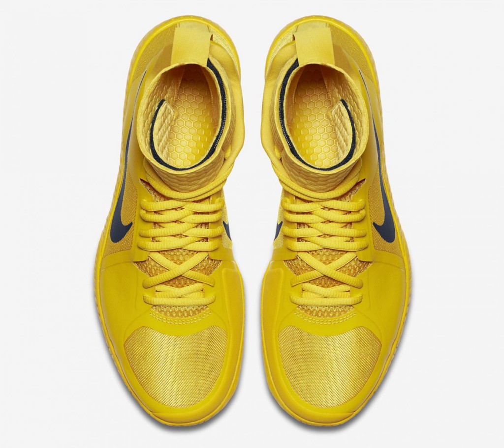 nikecourt-flare-yellow-obsidian-03