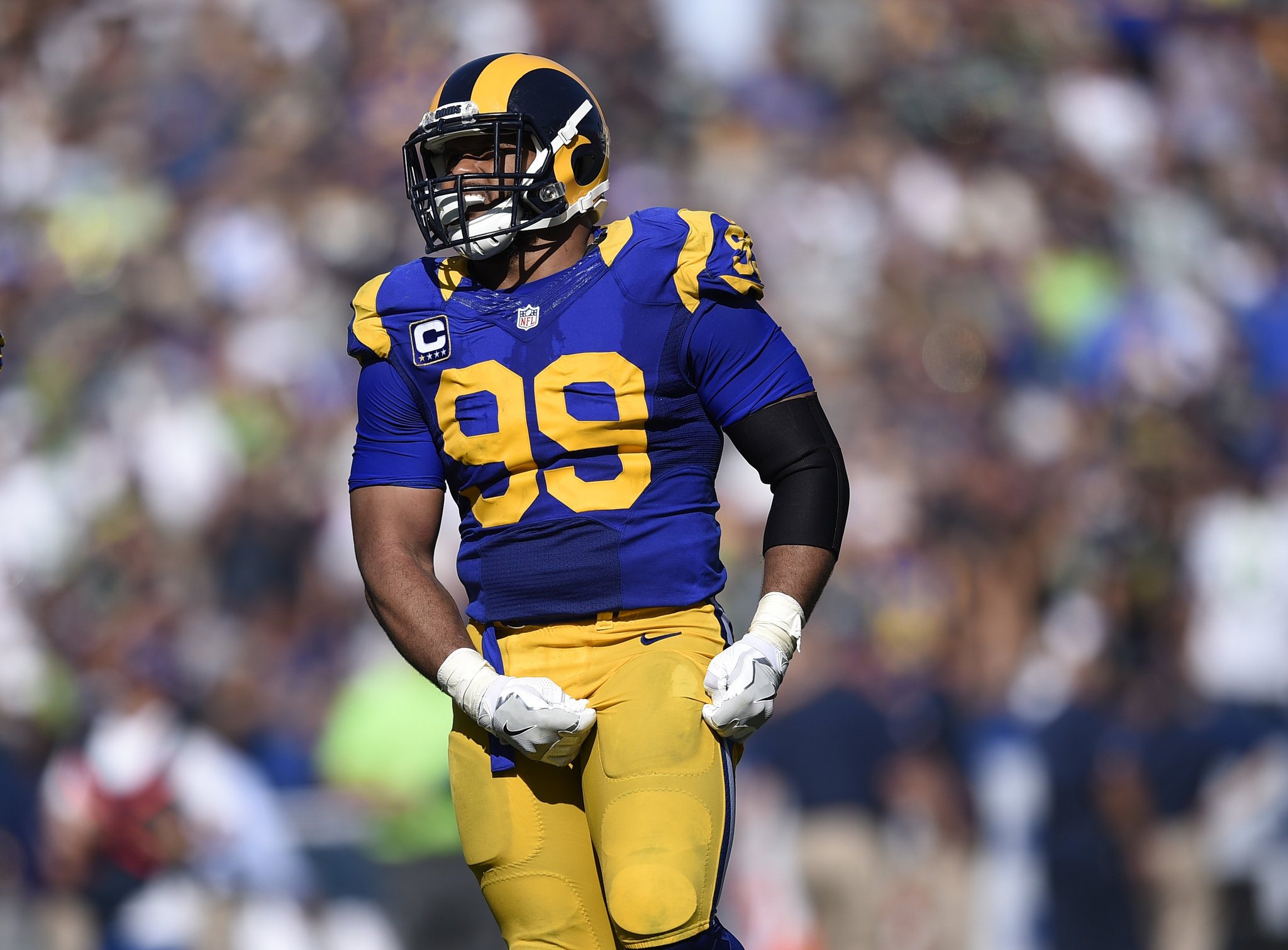 Aaron Donald Wins 2019 NFL DPOY Def Pen